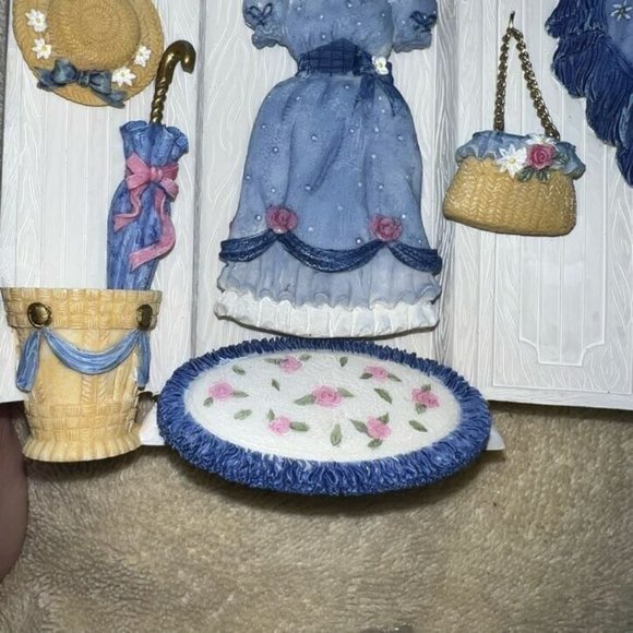 Avon Fine Collectibles A Woman's Summer Miniature Wardrobe Suzanna’s Sundress - Picture 4 of 7